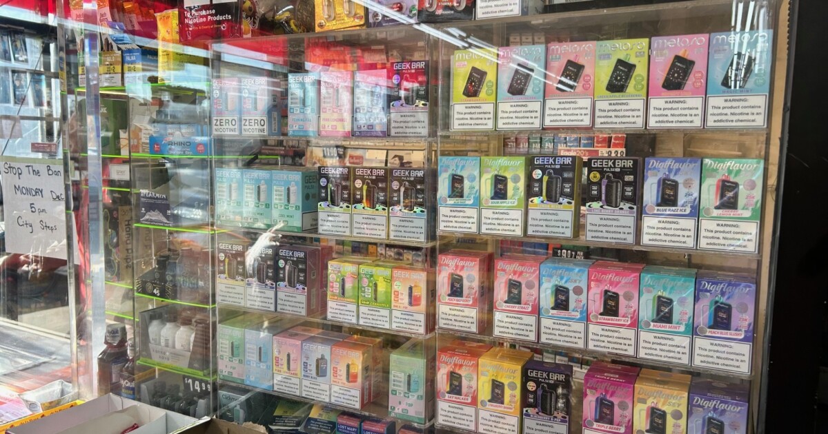 Denver City Council votes 11-1 to approve flavored tobacco ban Denver City Council votes 11-1 to approve flavored tobacco ban