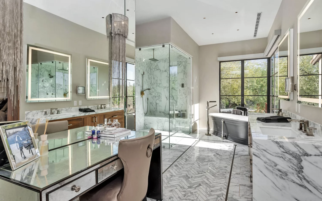 Screen Shot 2020-03-04 at 10.04.52 AM.png