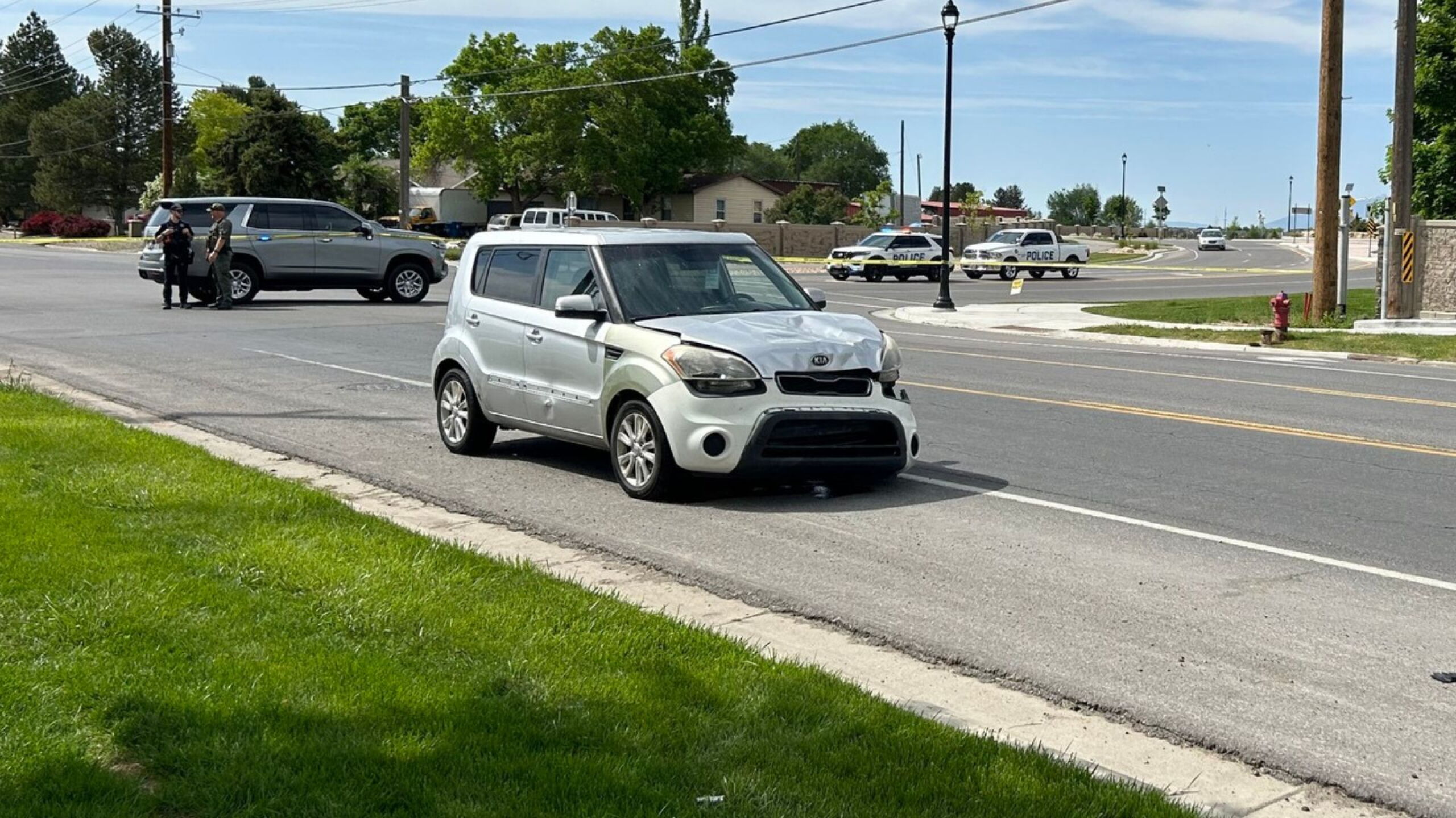 2 teens critically injured after being hit by car in Spanish Fork