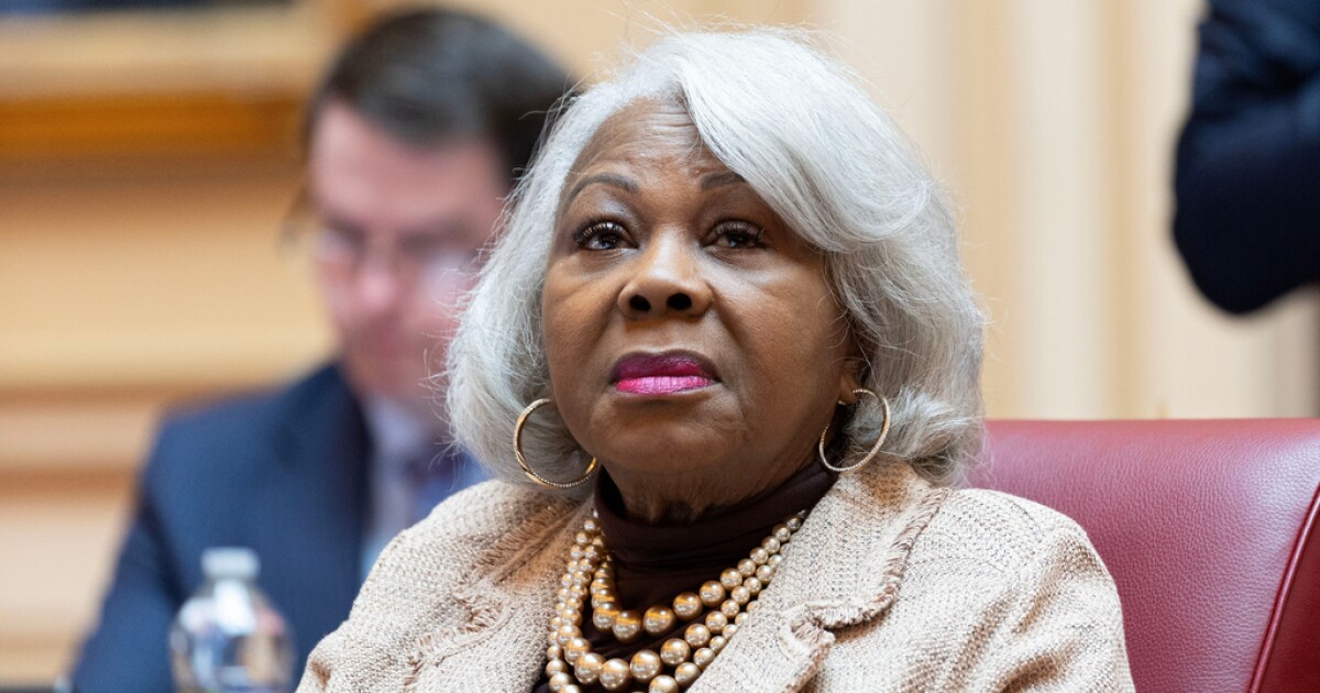 FBI searches Virginia Senate leader's office in corruption probe, AP source says