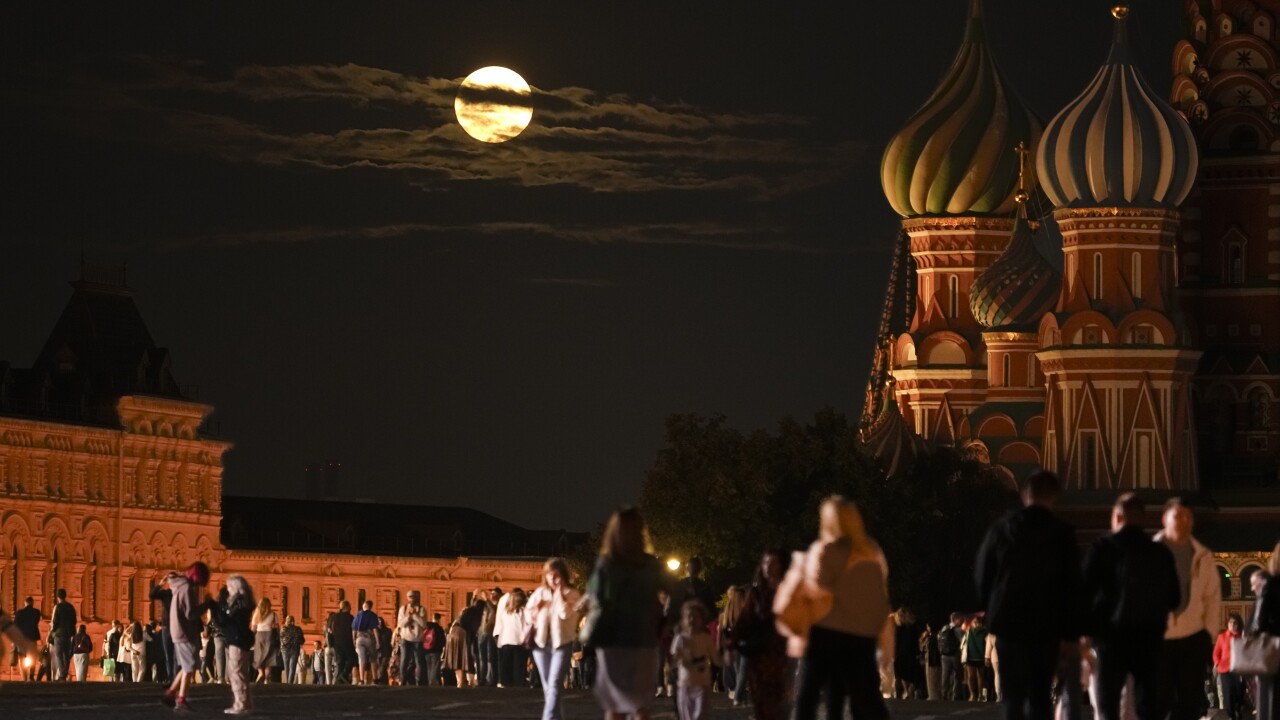 APTOPIX Russia Supermoon
