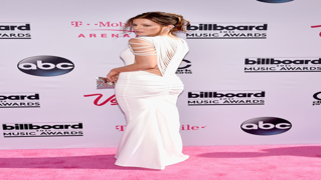 See best, worst looks from BBMA magenta carpet