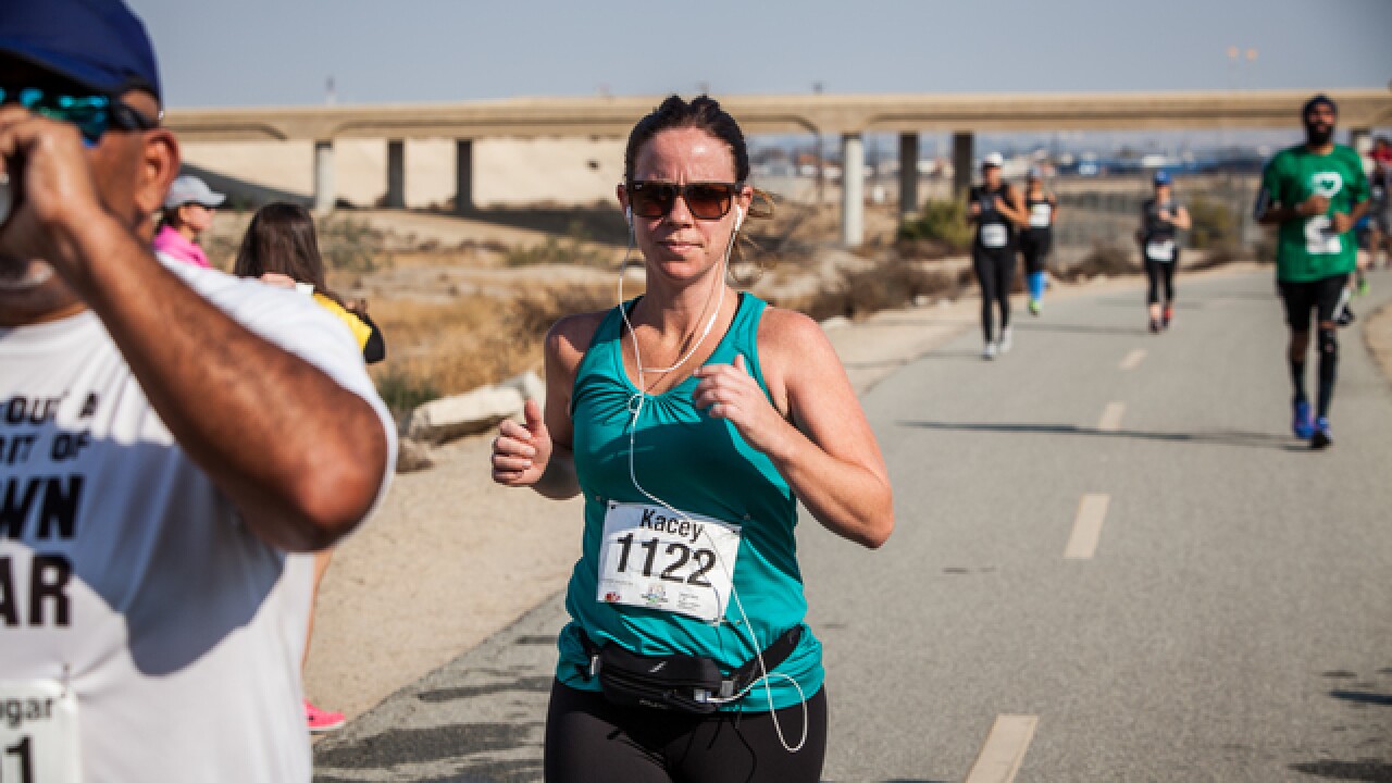Photos: Bakersfield Marathon Mile 10 and Mile 23