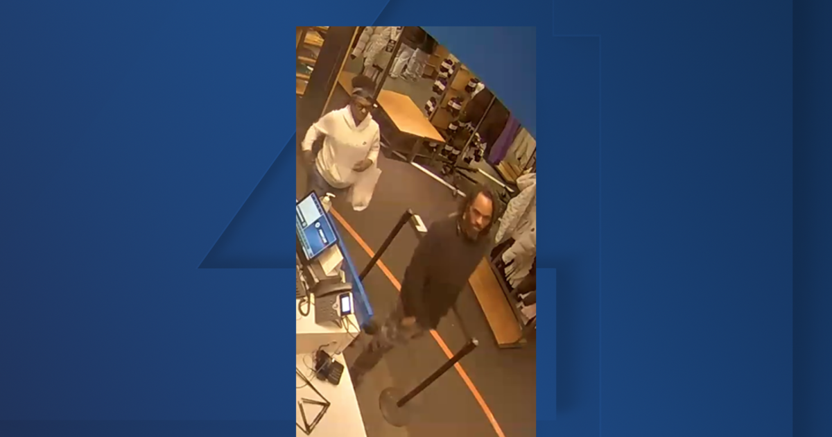 Overland Park police seek man, woman who used stolen credit cards found in lost wallet