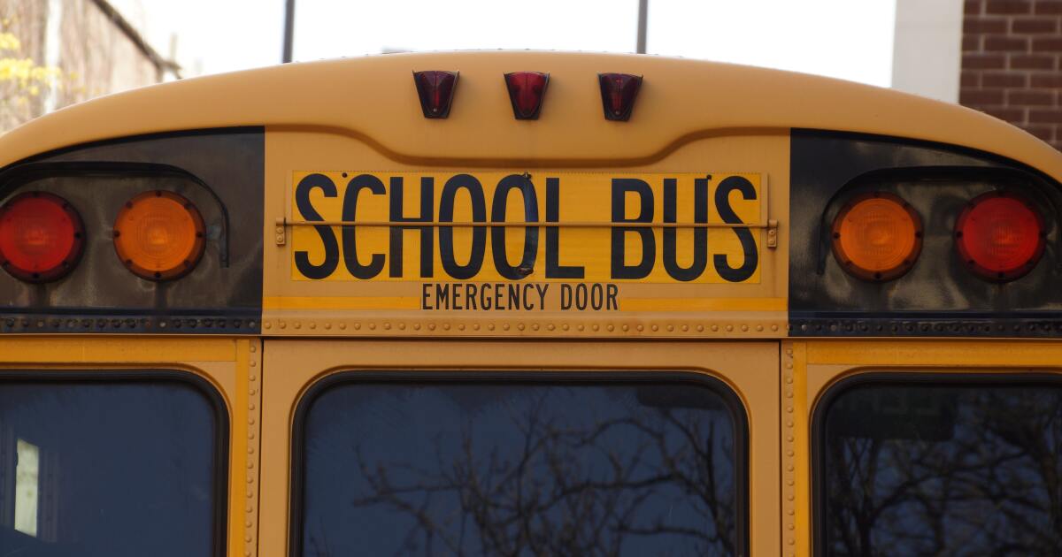 Howard Suamico School District Working On Plan To Bring Students Back Howard Suamico School Calendar