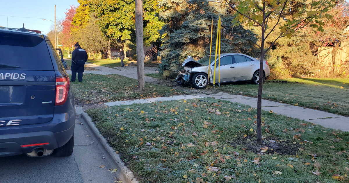 Stolen car crash sends two to hospital, manhunt for two suspects ensues