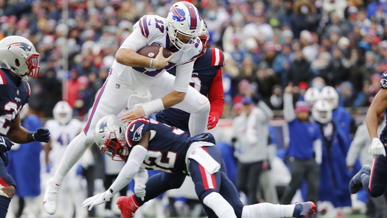 Buffalo Bills get revenge against New England Patriots, take over AFC East lead with 33-21 win
