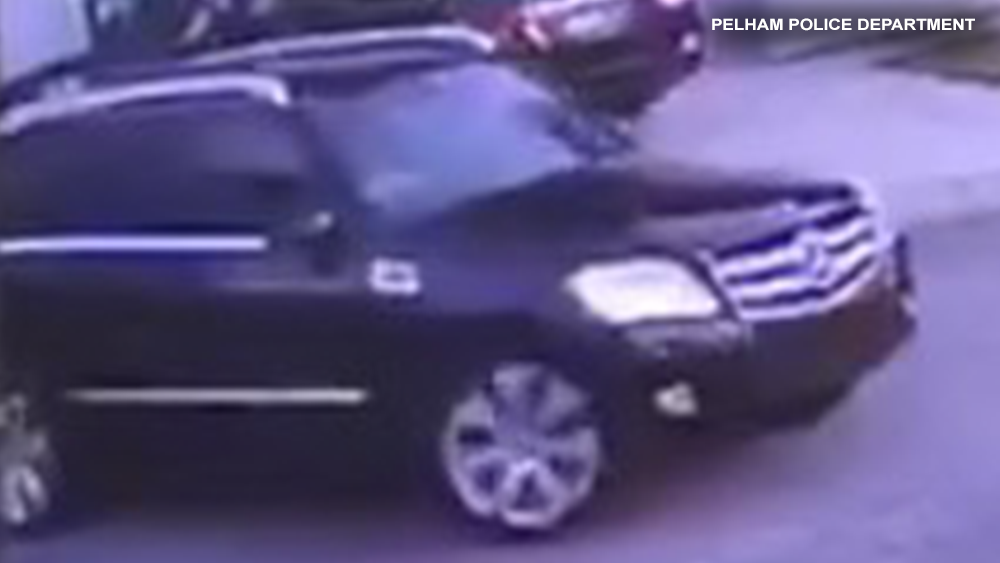 AMBERLY-FLORES-suspect-suv.png