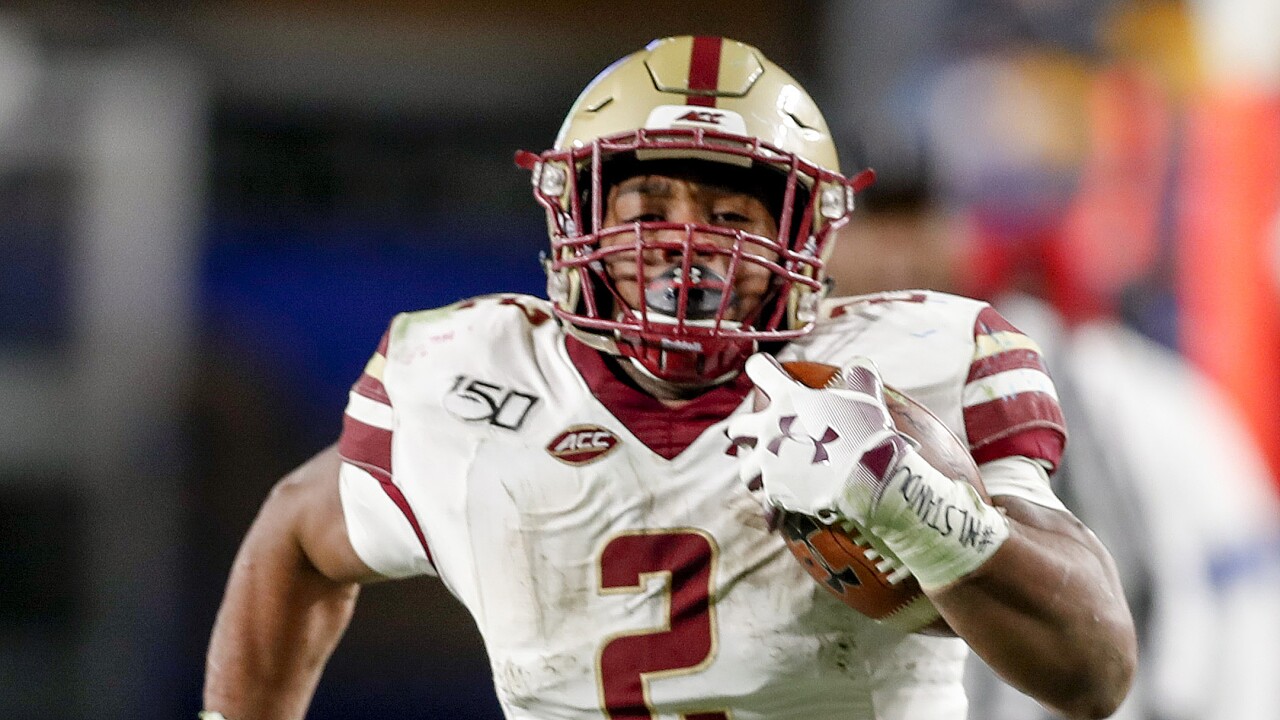 Packers Stay On Offense Add Rb A J Dillon After Qb Love