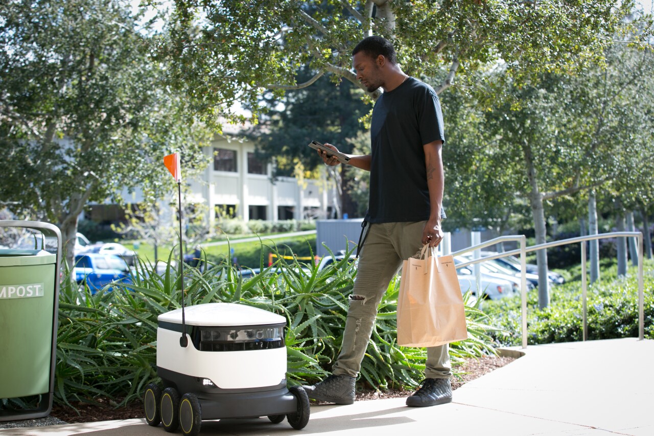 Food delivery robot