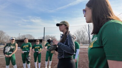 Former UW-Oshkosh star Maddie Fink aims to revitalize St. Norbert softball program