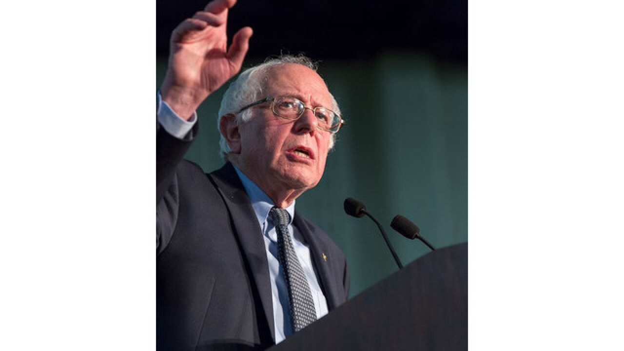 PICS: Sanders tries to sway key Super Tues. vote