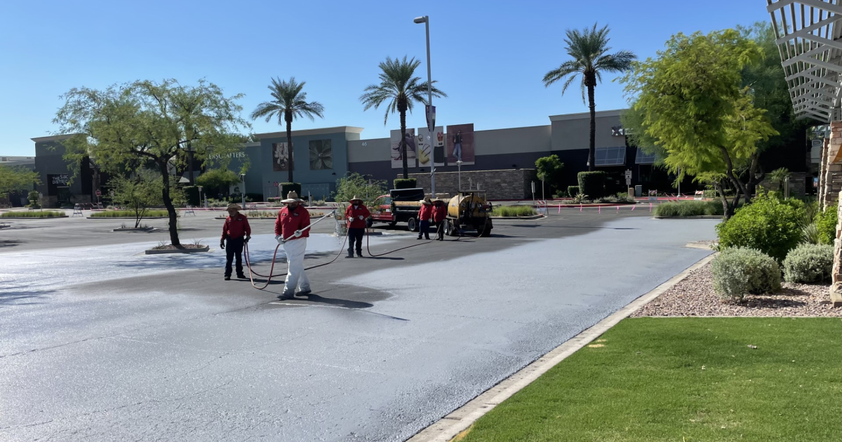 Desert Ridge Marketplace testing out 'cool pavement' - Vimarsana News