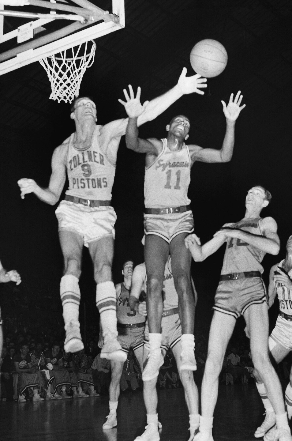Earl Lloyd Honored Basketball
