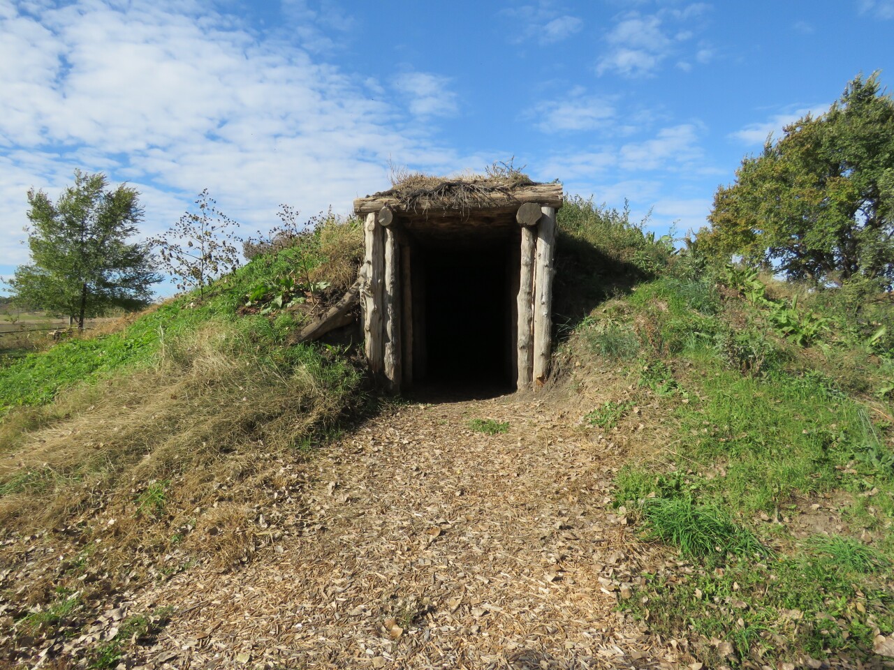 Earth lodge on Pnca education trail in Niobrara.jpg