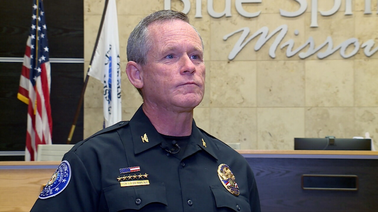 Police Chief Bob Muenz .jpg