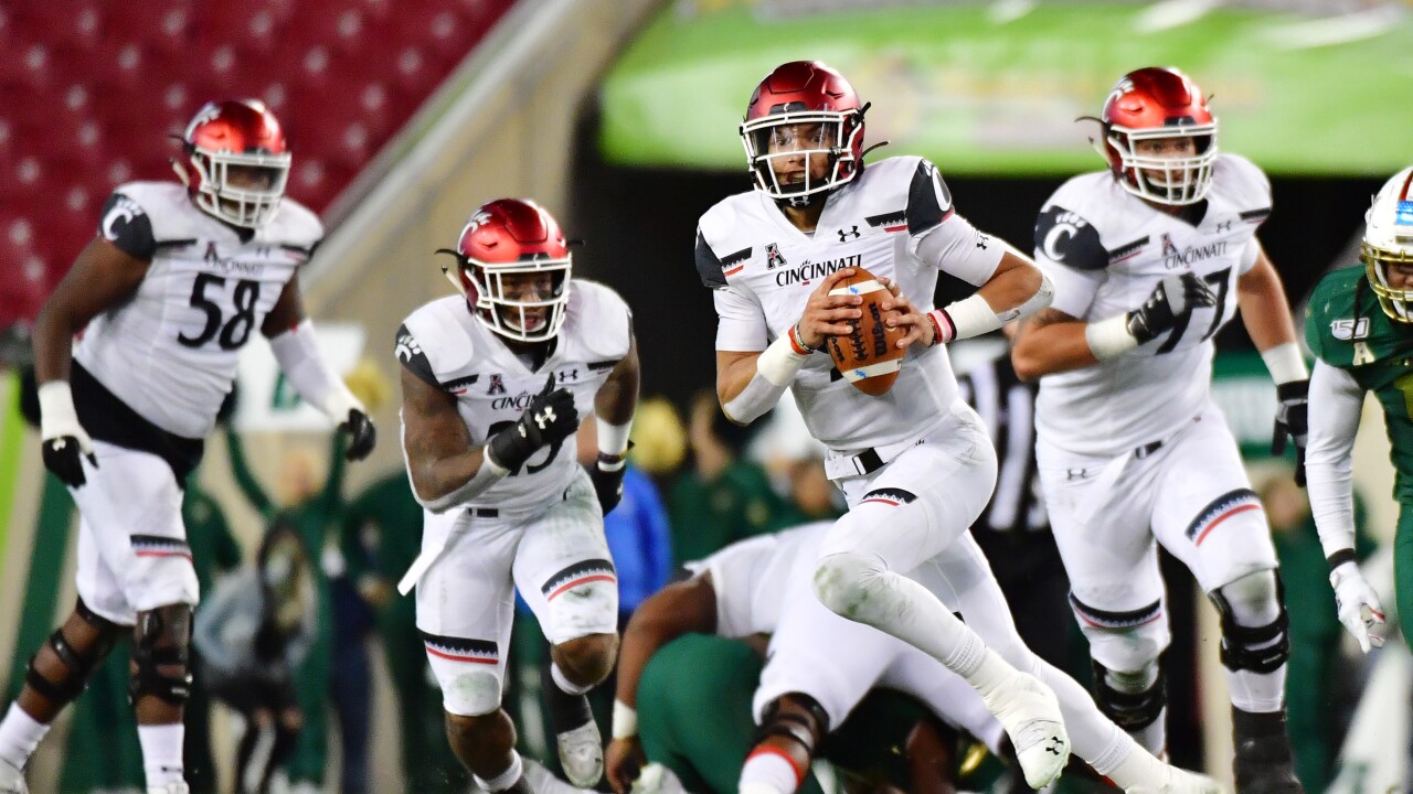 No 21 Cincinnati No 16 Memphis Battle For Aac Championship Saturday