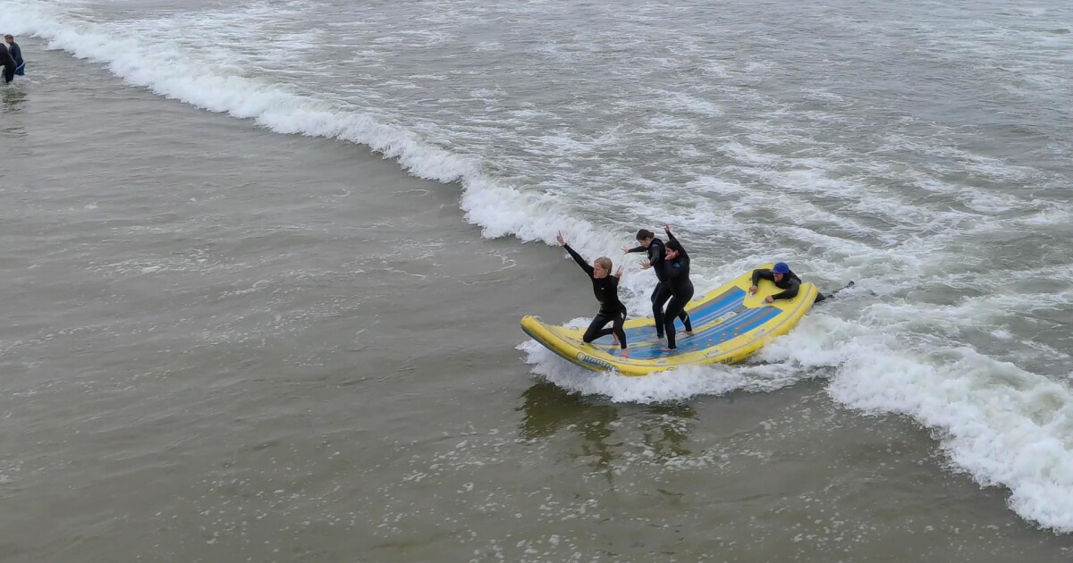 Surf instructor and his goats empower kids with special needs in Pismo Beach - Vimarsana News