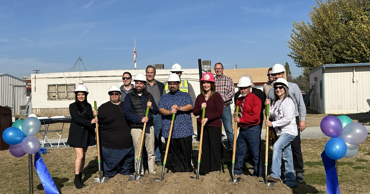 New classrooms are coming to Lamont Elementary School District