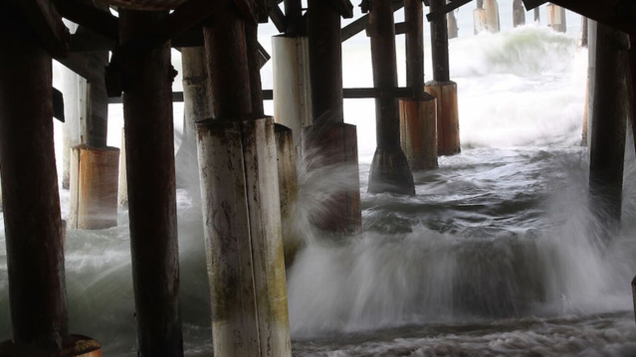 PHOTOS: Hurricane Matthew torments Florida coast