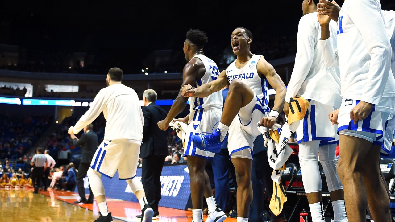 Ub Bulls Men S Basketball Team Defeats Arizona State 91 74 Ub Bull . Com Ub Vs Arizona 2022 Tournament