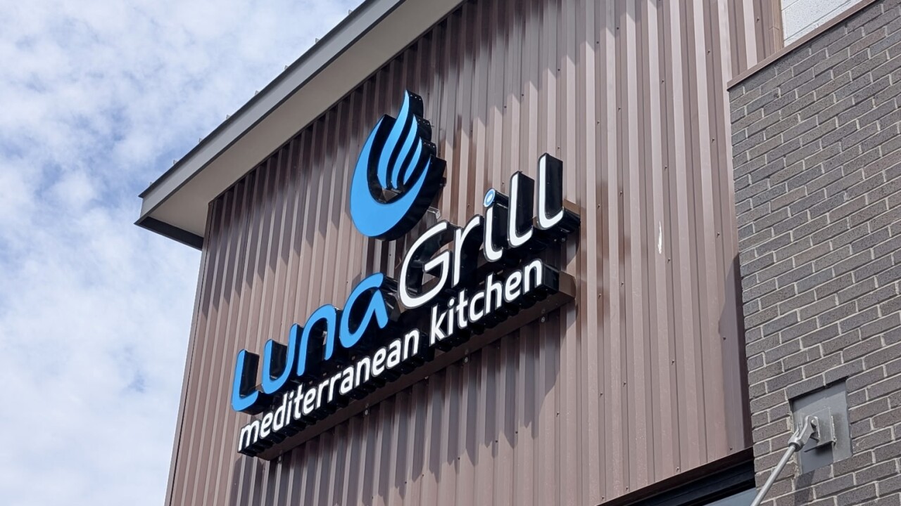 Luna Grill.jpg
