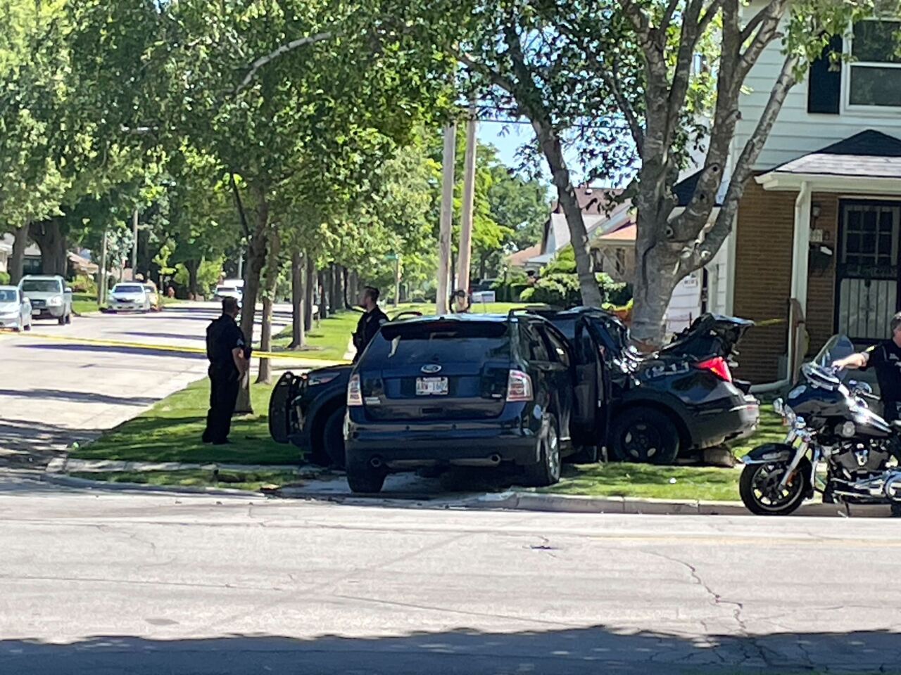 Crash involving police vehicle on 70th and Congress