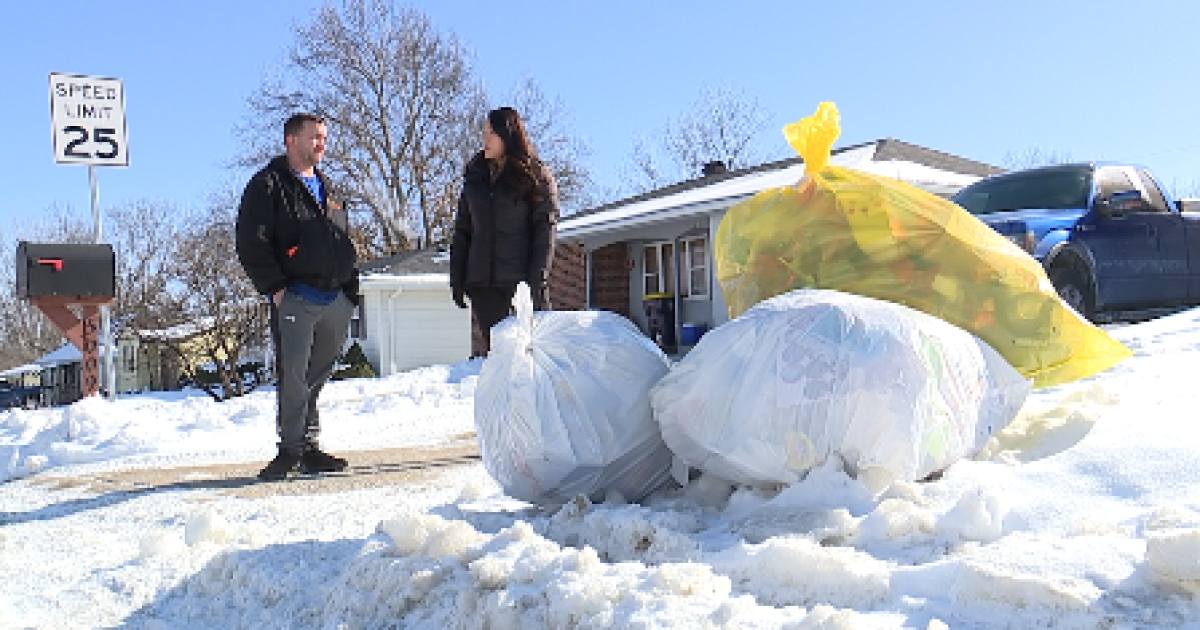 Neighbors Frustrated With Trash Pileup After KCMO Postponed Or Canceled neighbors-frustrated-with-trash-pileup-after-kcmo-postponed-or-canceled