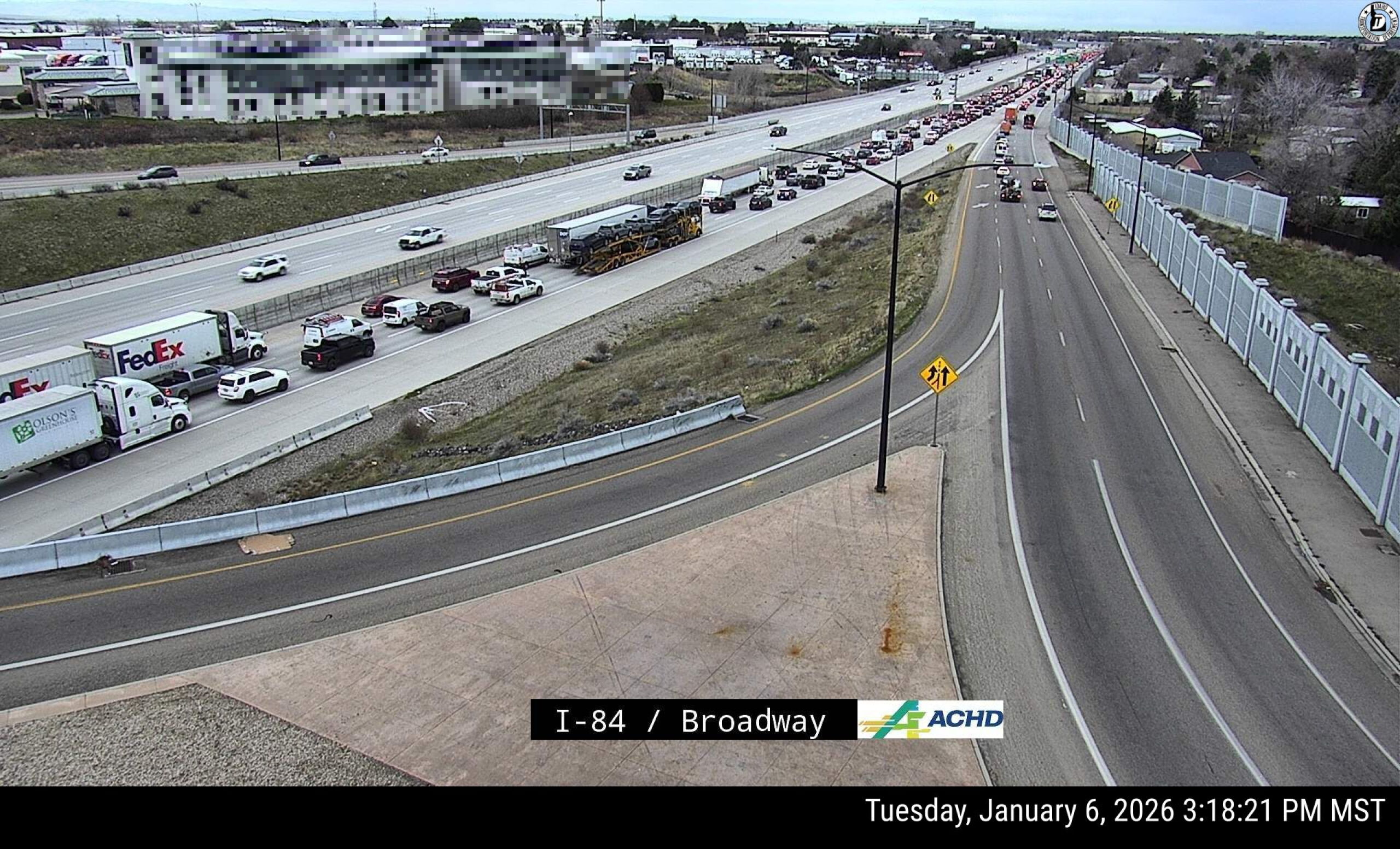 Boise woman dies in three-vehicle crash on I-84 near Boise Airport