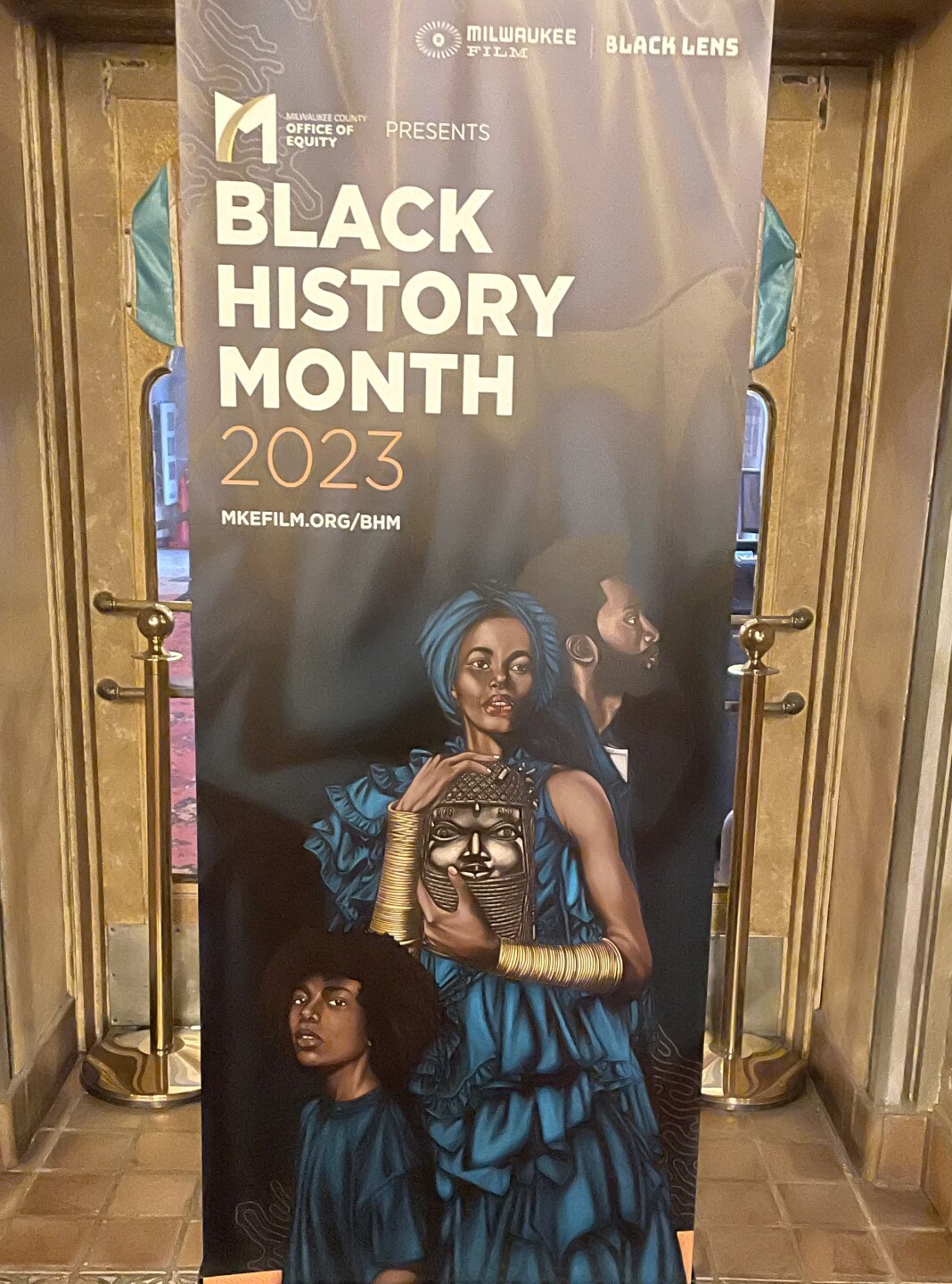 Black LensIMG_1307.jpg