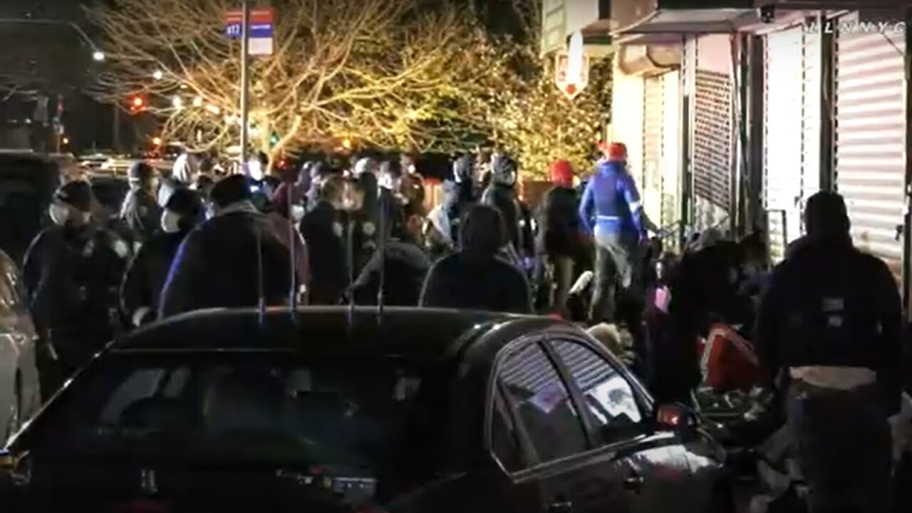 Cops Bust Gathering Of 60 People At Barbershop In Canarsie Brooklyn Has been getting ready for the safety of our customers and ourselves , with that being said we are 100 percent ready with our ppe , there will be rules in place before. cops bust gathering of 60 people at