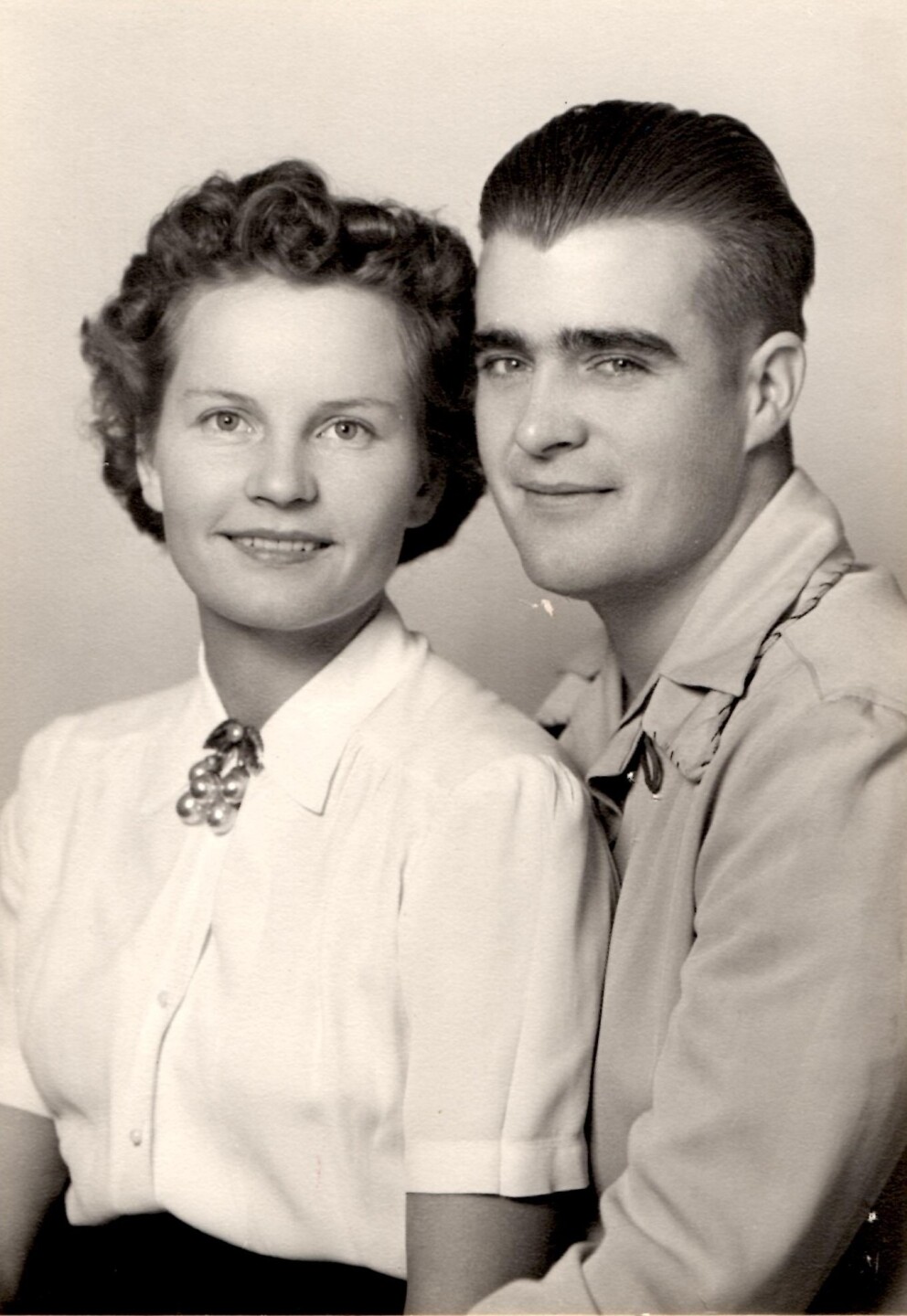 7 - Mom & Dad - Shortly After Wedding, Aug 1942.jpg
