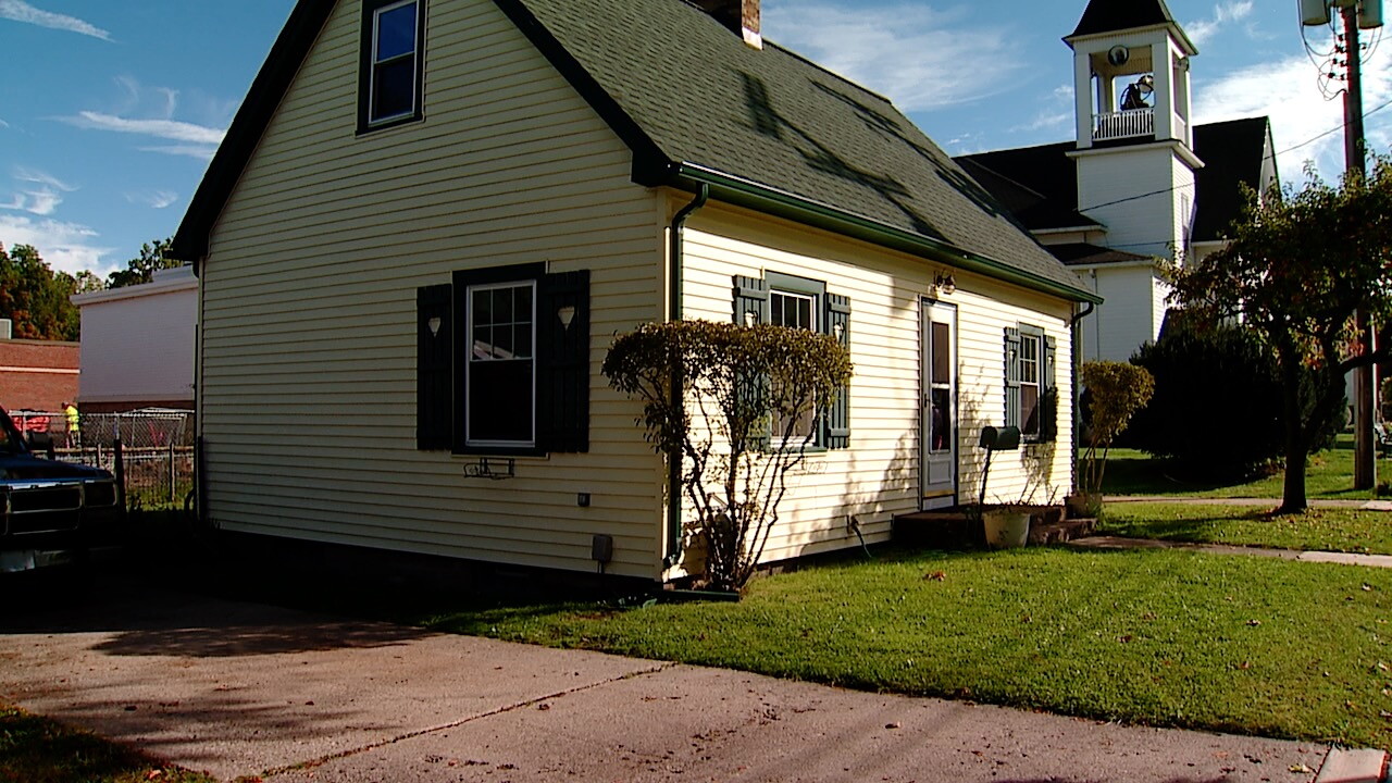 yellow house.jpg