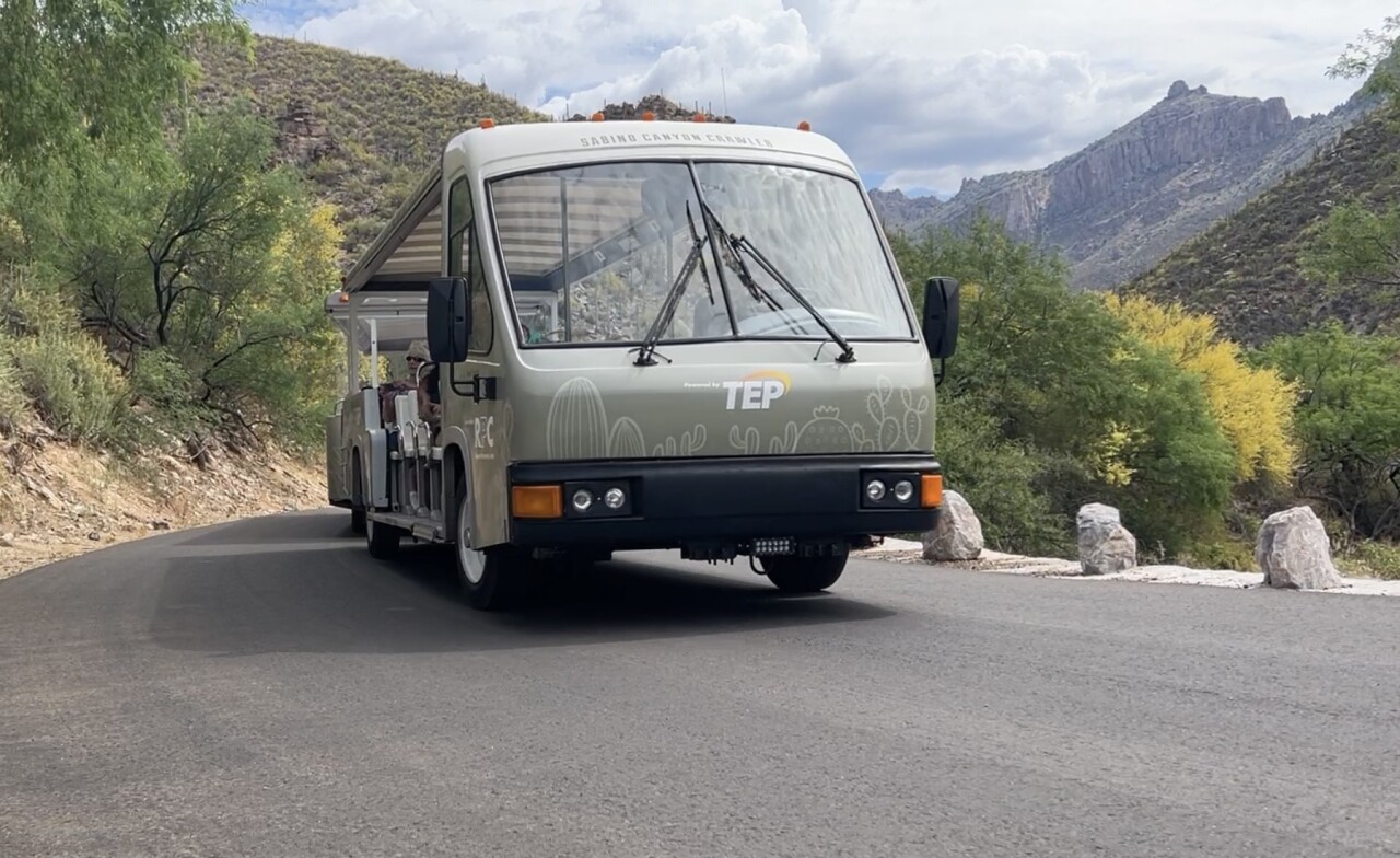 Sabino Canyon Crawler