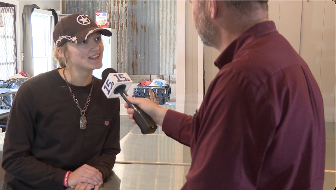 Echo Dengering, Social Media Director