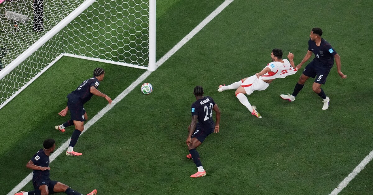 Kansas City hosts thousands for Netherlands vs. Tunisia game, celebrating across cultures