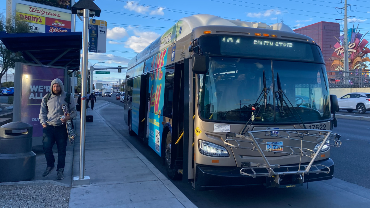 Bus Minor Rtc Additional 300 bus stop coverings coming to Las Vegas by late 2025, RTC ...