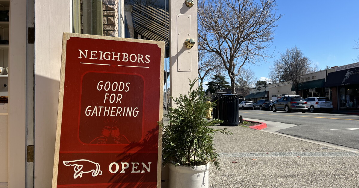 Arroyo Grande steps up sign ordinance enforcement - Vimarsana News