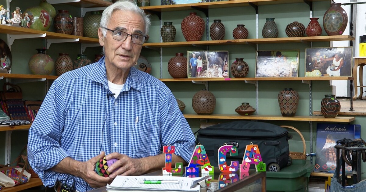 Miembro de la comunidad chilena de Buffalo en una misión para unir a personas de todos los ámbitos de la vida. Miembro de la comunidad chilena de Buffalo en una misión para unir a personas de todos los ámbitos de la vida.