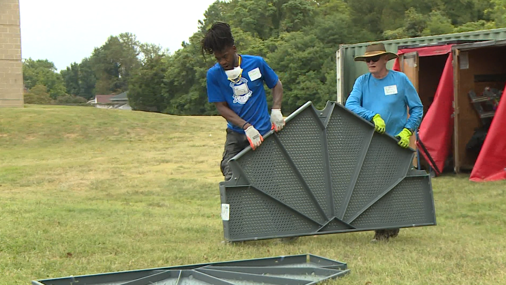 Petersburg playground build