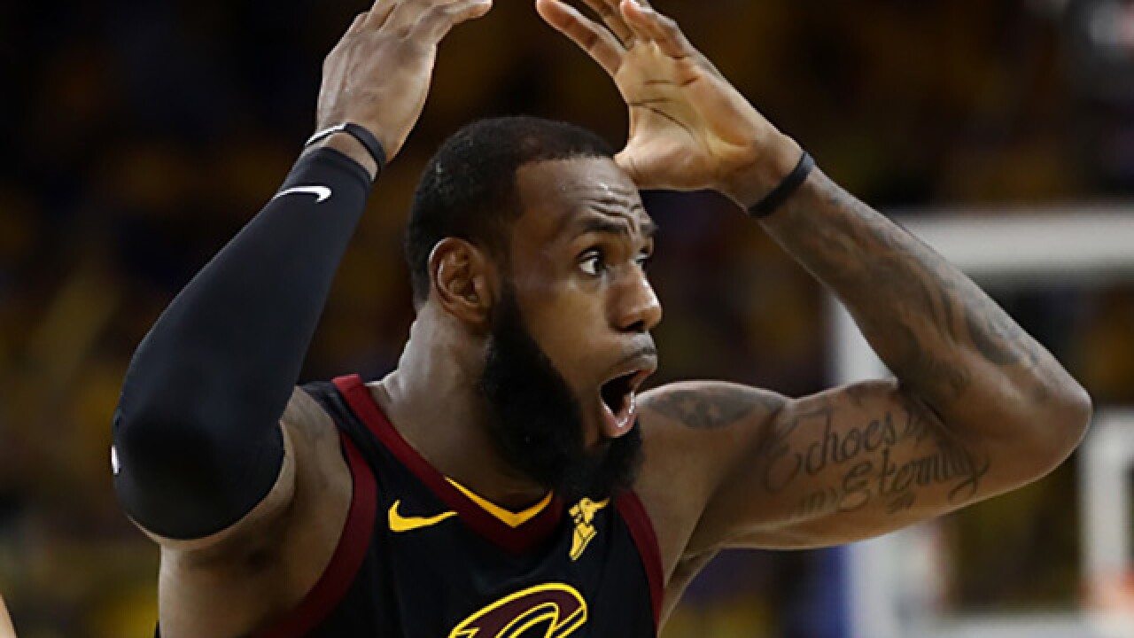 Lebron S Reaction To Jr Smith S Blunder In The Nba Finals Becomes