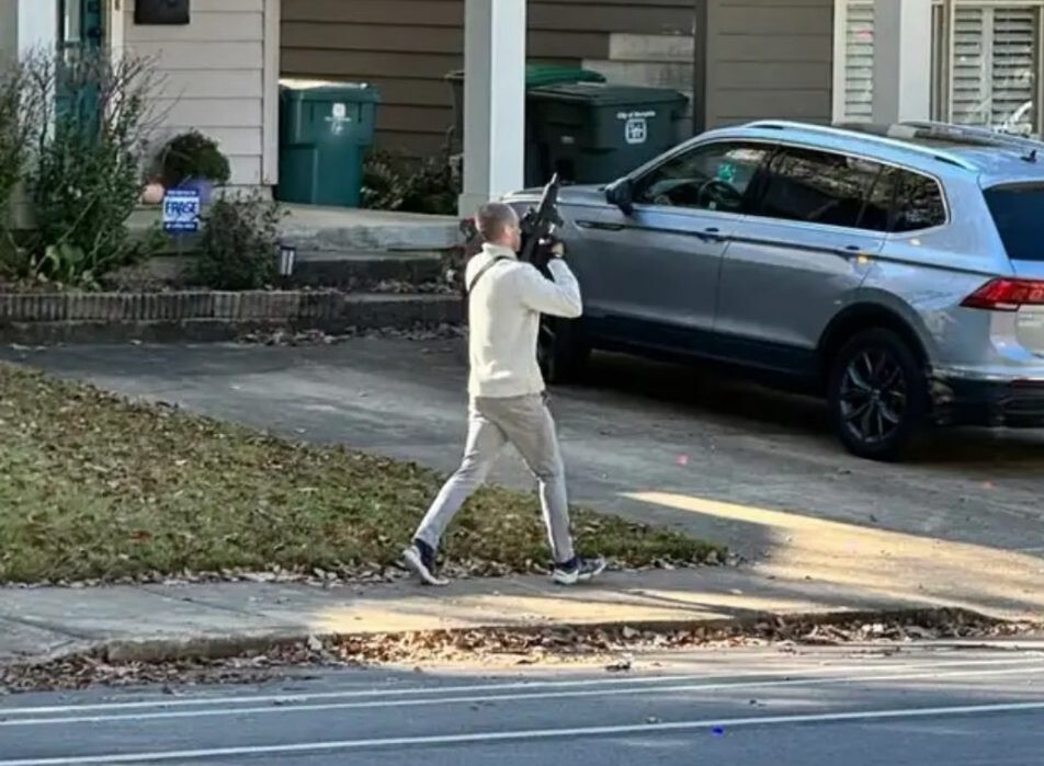 Memphis Man With Rifle.jpg