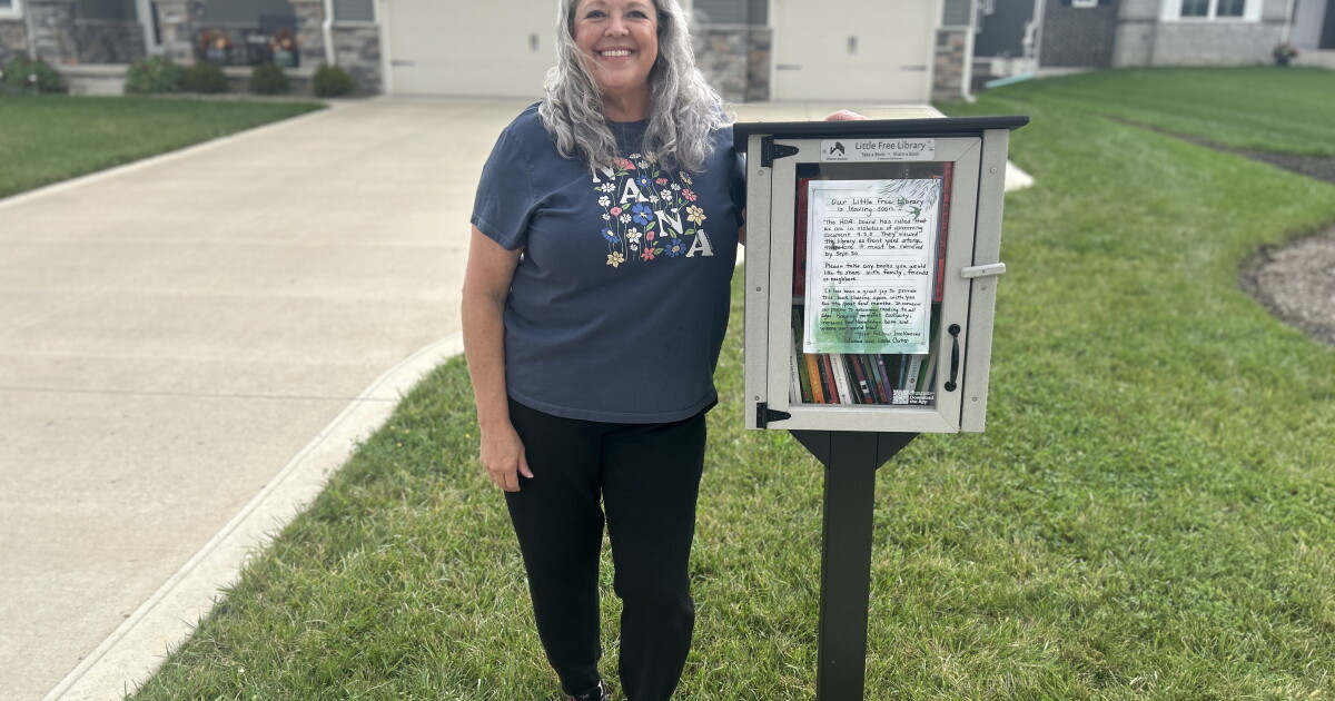 North Ridgeville HOA requests little library be removed, deeming it 'front porch storage'