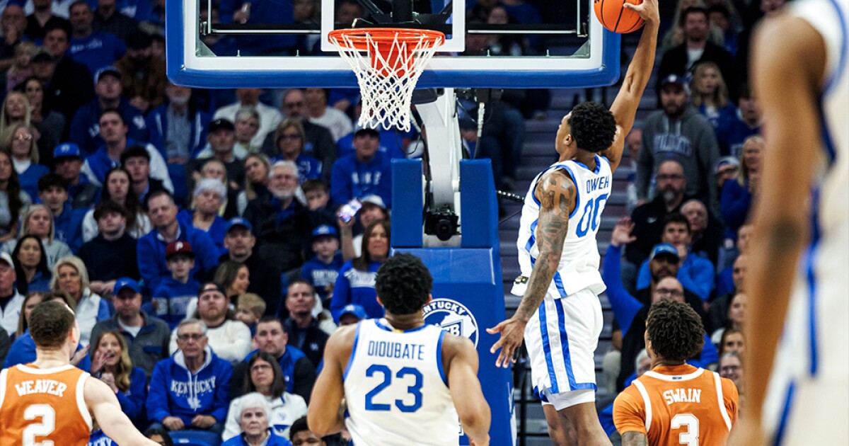 Wildcats up, Longhorns down: Kentucky outlasts Texas, 85-80