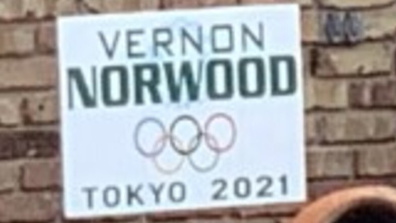 Vernon Norwood Tokyo sign.jpg