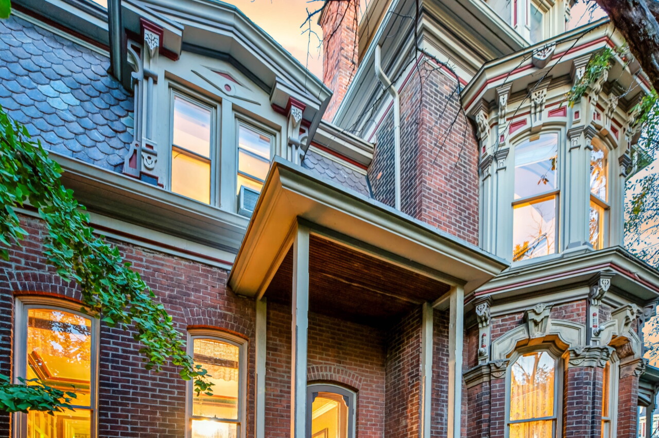 Hudson-Evans House 79 Alfred - 31.jpg