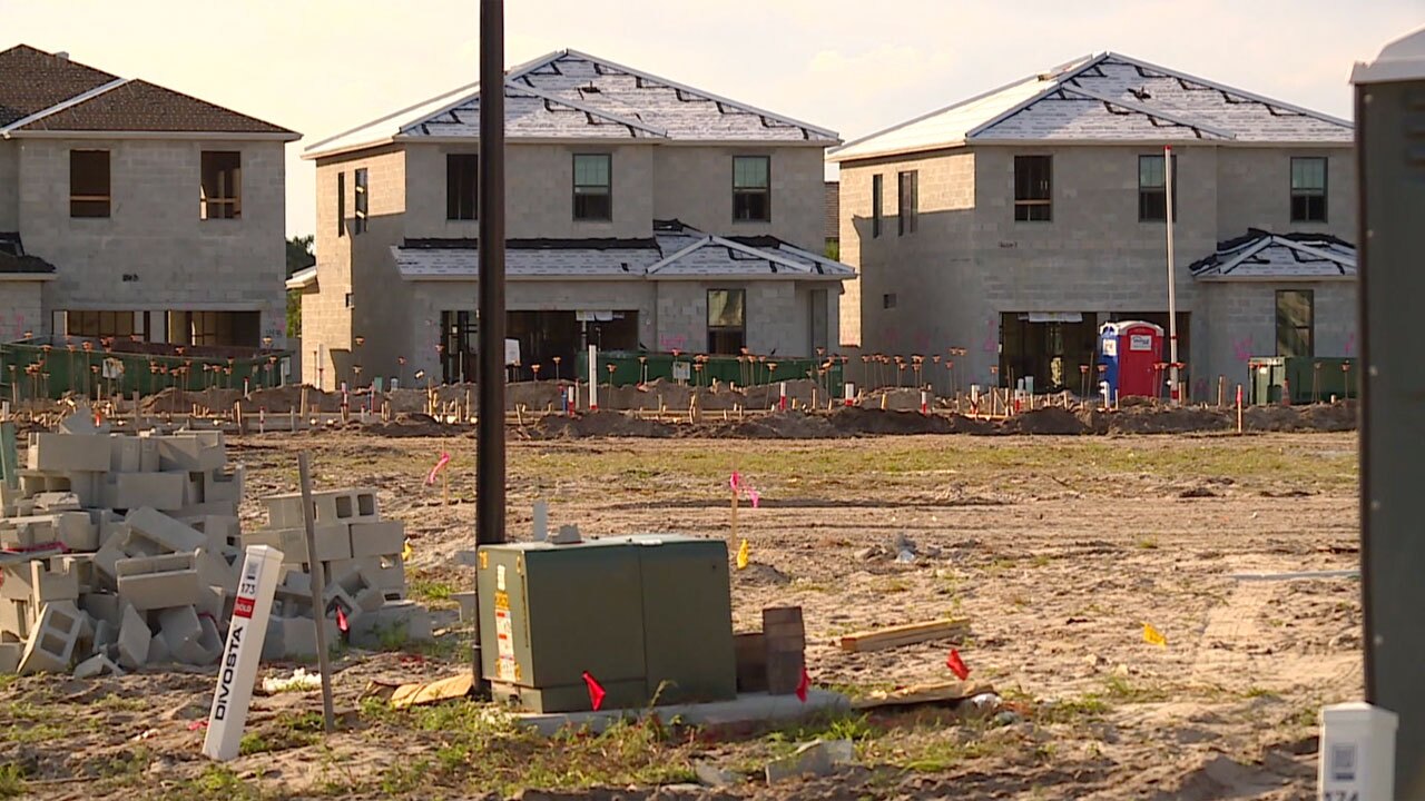 New homes under construction in Palm Beach County, February 2022