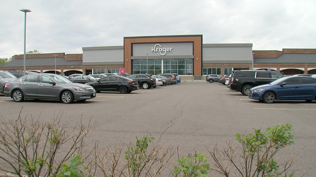 A Montgomery man sues Kroger over unfair advertising of Rx Savings Club.