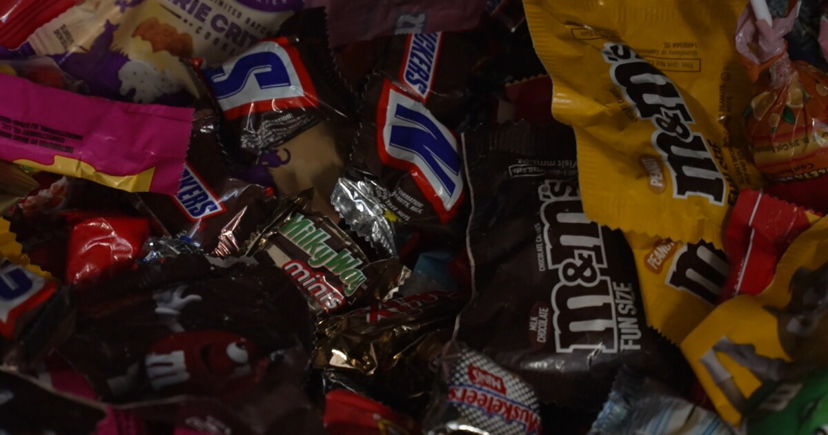 How you can turn your extra Halloween candy into money - Vimarsana News