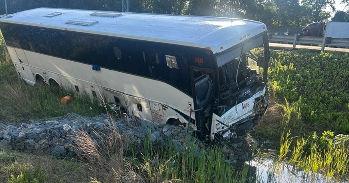 Τροχαίο λεωφορείο στο Interstate 95 στη Βιρτζίνια με 5 νεκρούς και δεκάδες τραυματίες